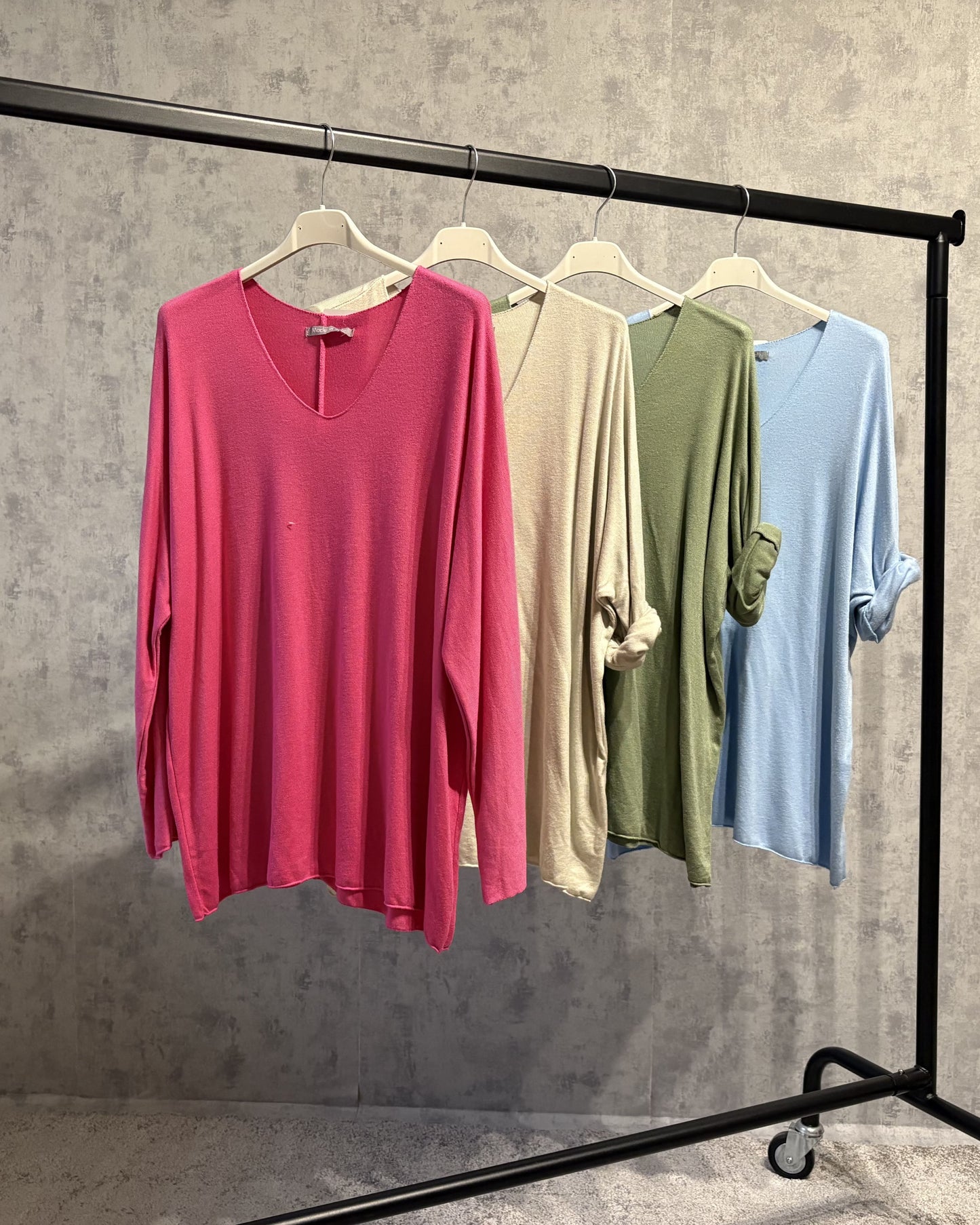 Oversized-Shirt mit V-Ausschnitt