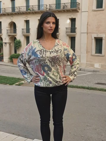 Oversize-Shirt mit buntem Graffiti-Print