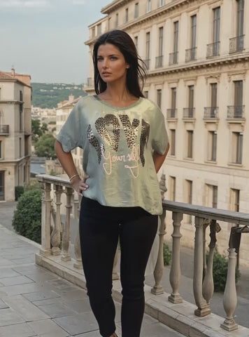 Metallic-Shirt "Love Yourself" mit Leo-Print