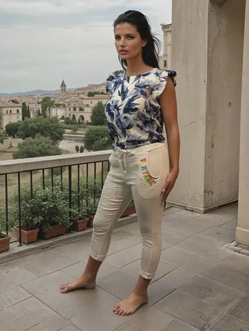 Shirt mit Blüten und Volants